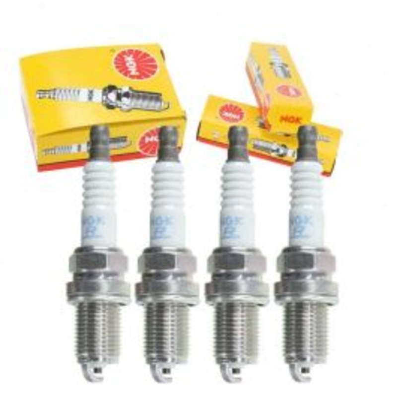 4 pc NGK Standard Spark Plugs for 2003-2006 Subaru Baja 2.5L H4