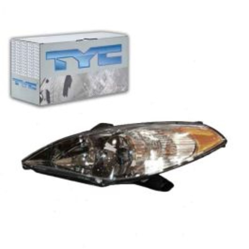 TYC Left Headlight Assembly for 2004-2006 Toyota Solara