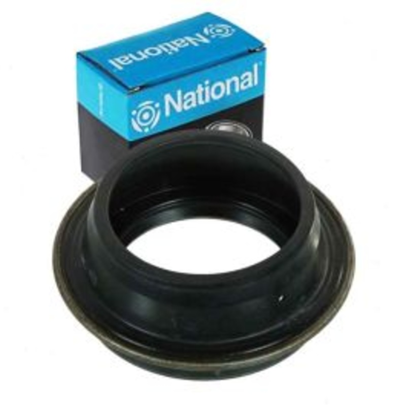 National Rear Transfer Case Output Shaft Seal for 2001-2004 GMC Sierra 2500